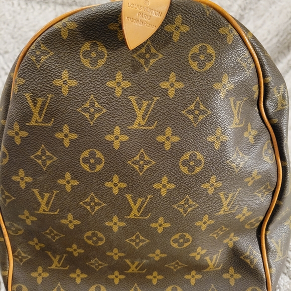 Authentic Louis Vuitton duffel bag - Picture 5 of 11